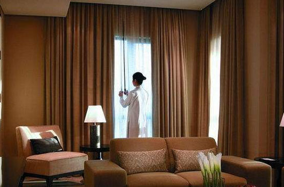 智能電動窗簾如何安裝方法?智能電動窗簾的價(jià)